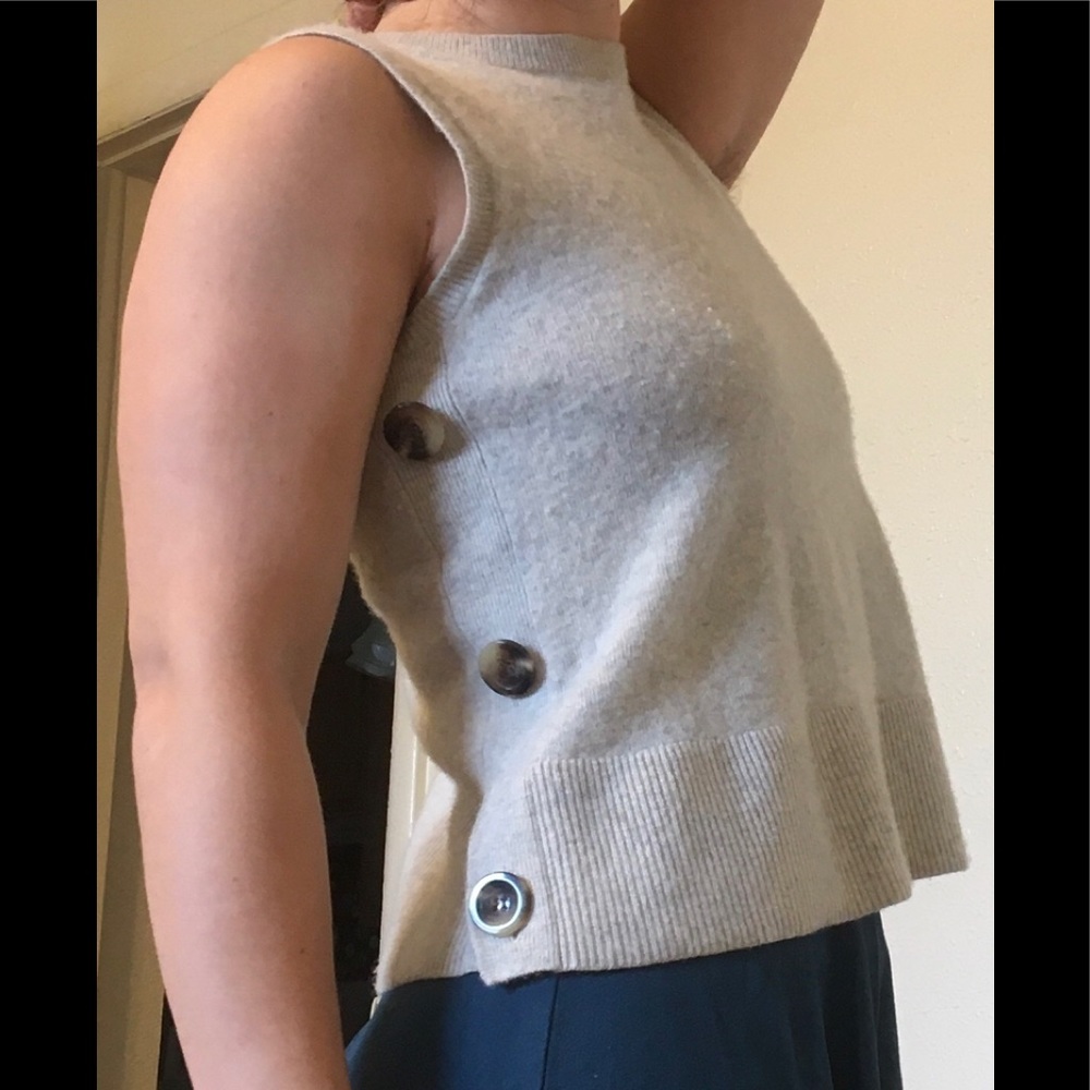 Wool Tank - Picture 2 of 2